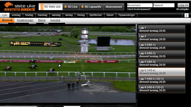 Klassisk sejr til Brownie (FR) i norsk Guineas 2000 28. maj 2015. Screenprint fra Norsk Toto